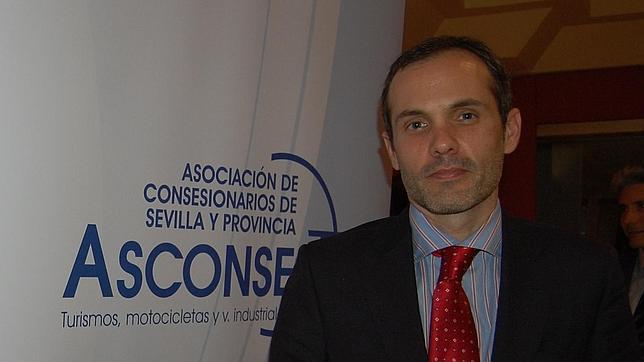 Eduardo Pérez Rodríguez, reelegido presidente de los concesionarios sevillanos