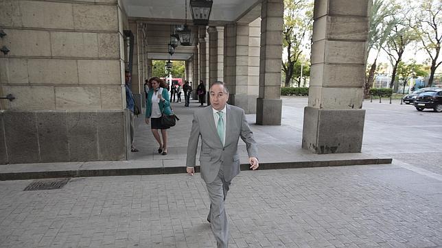 La policía ha interrogado ya a 500 alumnos de cursos de formación