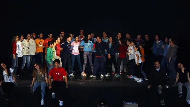 Doce utreranos participan en el musical de Don Bosco
