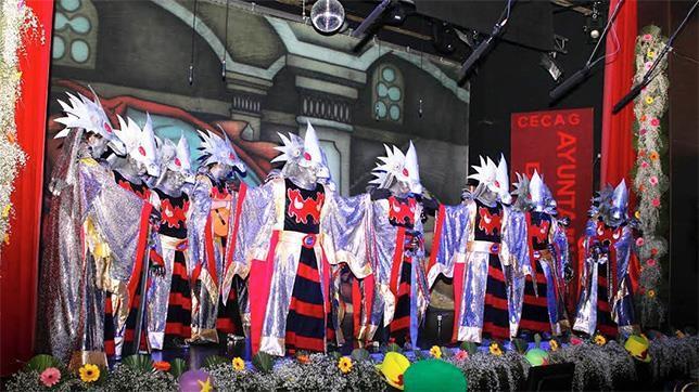 El carnaval de Gines vuelve a batir su récord con 60 agrupaciones