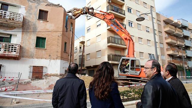 Arranca el derribo de las Casas de los Maestros