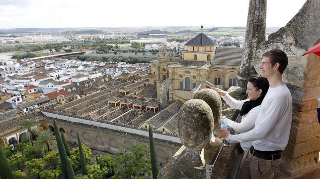 El Cabildo renueva la cubierta de una parte de la Mezquita-Catedral