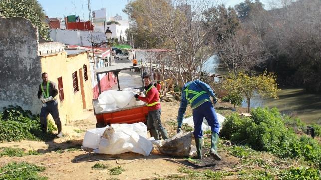 Se acondicionarán las laderas del Castillo de Alcalá para eliminar las escombreras