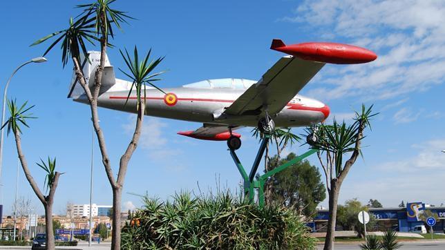 El avión anclado a Dos Hermanas