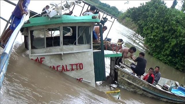 La madre del sevillano aún desaparecido en el Amazonas regresará esta semana