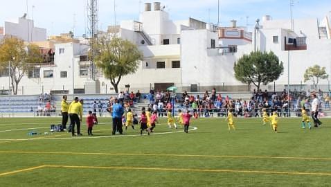 Alcalá completa su red de campos de césped artificial