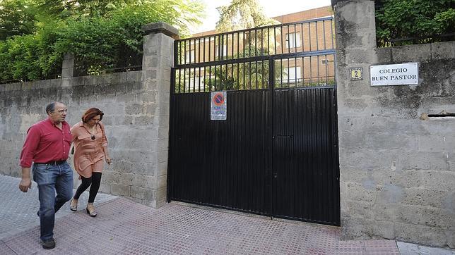 Un profesor gay demanda al director del Buen Pastor por maltrato psicológico