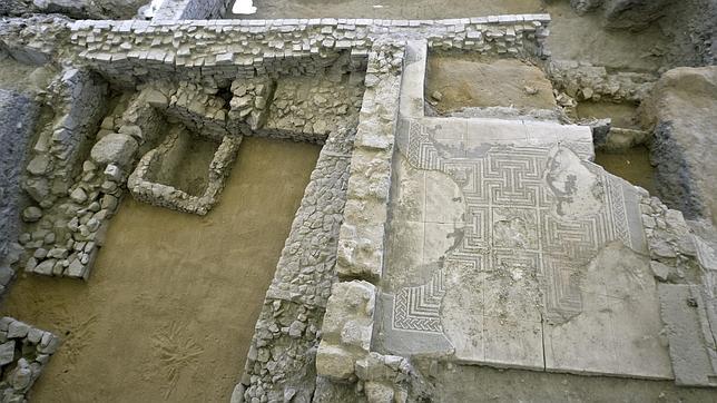 Tres detenidos por los destrozos del mosaico romano de Écija