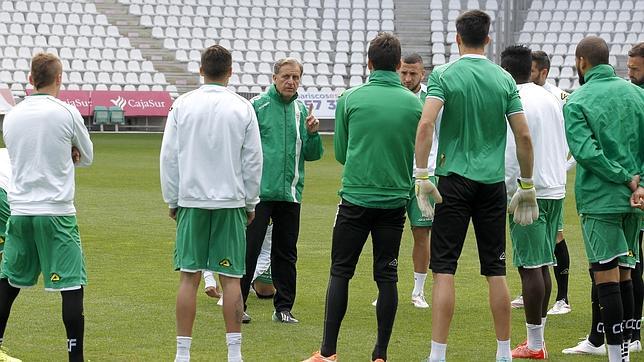 El Córdoba aprieta los dientes antes de tomarse un descanso de tres días