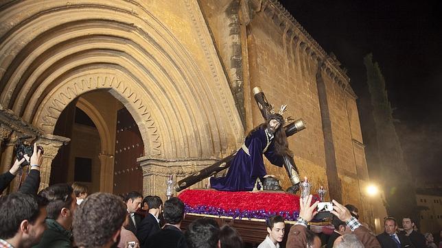 Noche primaveral de sacros viacrucis