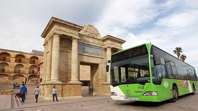 Los diez pasos del sprint electoral del alcalde de Córdoba