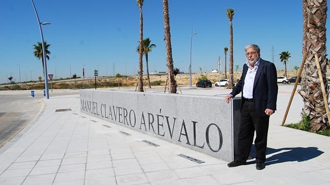 Abren en Entrenúcleos el bulevar Manuel Clavero Arévalo