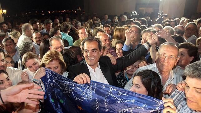 Comienza la carrera a las municipales con menos certezas