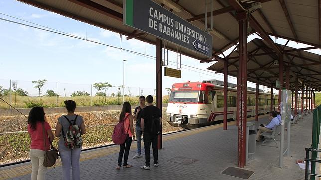 El Metrotrén podría arrancar en verano con una frecuencia de paso de una hora