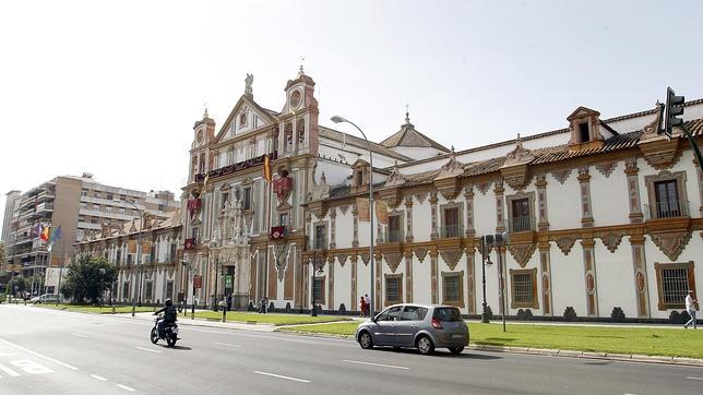 La Diputación abona el 25% de la extra de Navidad de 2012 a 733 trabajadores