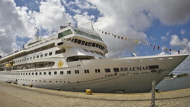 Llega a Sevilla el crucero de lujo Braemar