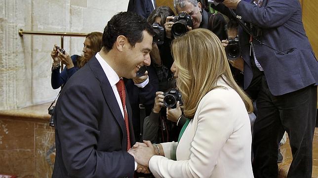 Juanma Moreno: «En este momento no hay ningún cambio en nuestro voto»