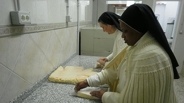 La monja de 90 años que salvó la receta de los bizcochos marroquíes