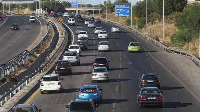 Normalidad en las carreteras de Sevilla tras los grandes atascos de la mañana