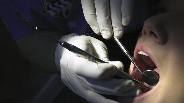 Multa de 5.400 euros para un acusado de hacerse pasar por el dentista de la cárcel