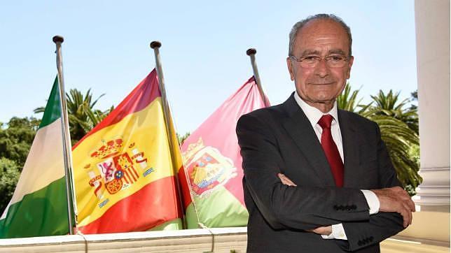 El alcalde «24 horas» tendrá que dedicar alguna a pactar