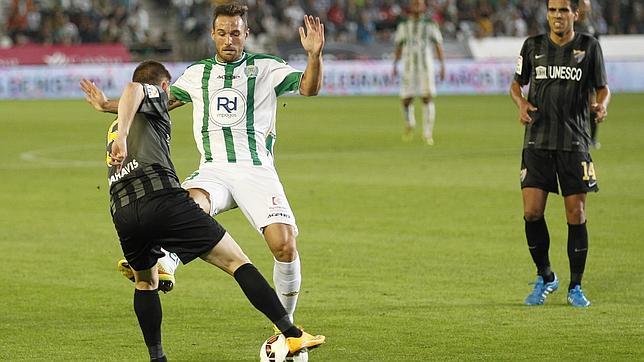 Xisco: «Me queda un año de contrato y me debo al Córdoba»