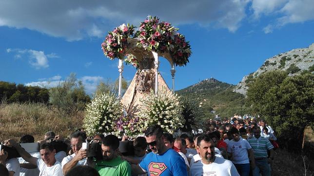 La Virgen de la Sierra inicia su camino a la Magna Mariana