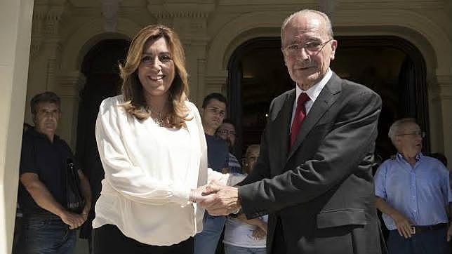 Susana Díaz pedirá dinero a los ayuntamientos para su plan antidesahucios