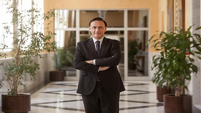 Gómez Villamandos: «Me preocupa que los investigadores que salen fuera no regresen»