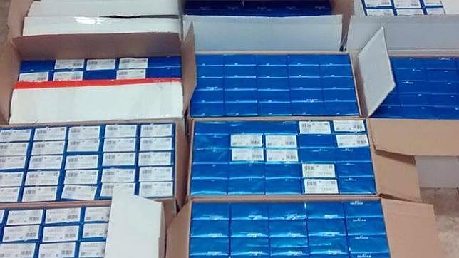 Decomisadas cerca de 6.000 cajetillas de tabaco de contrabando en Aguadulce, Almería