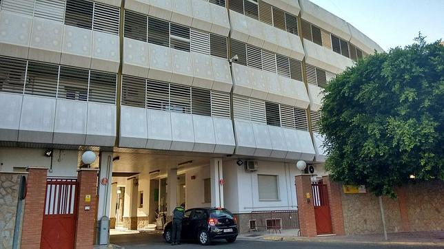 Muere un guardia civil en una explosión en la Comandancia de Almería