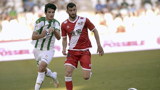 El Córdoba B vence en Lebrija (0-2) y el Lucena empata en Guadalcacín (0-0)