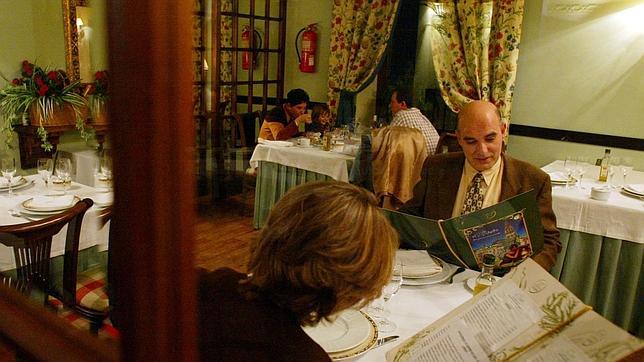 Interior del Asador El Choto, en la calle Almanzor