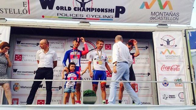 Un Policía Nacional, campeón del mundo de Contrarreloj Individual de MTB