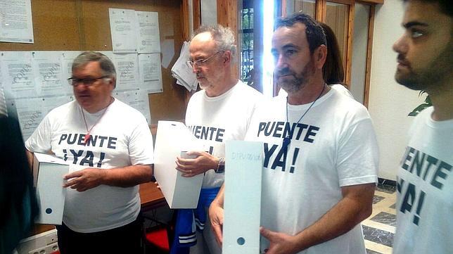 «Que no discutan más entre ellos y hagan el puente de una vez»