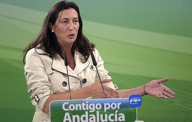 Loles López: «Habrá dos maneras de votar al PSOE, con su papeleta o con la de Ciudadanos»