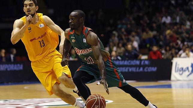 El Baloncesto Sevilla cae en casa ante un muy superior Barcelona (58-97)