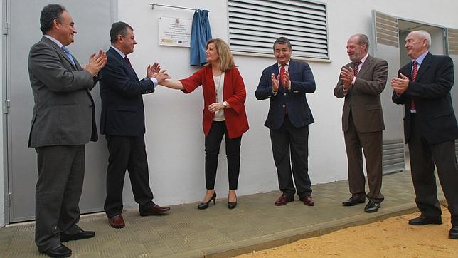 Fátima Báñez inaugura el tanque de tormenta que evitará inundaciones en Tomares