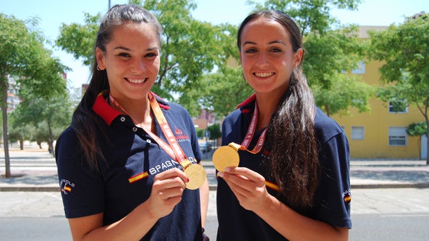 Luisa García Toro y Patricia Conejero, campeonas del mundo de balonmano playa