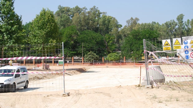 Obras en el vial de Entrenúcleos que conectará con la carretera