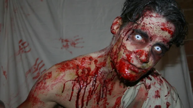 Los participantes que resulten infectados por el virus zombie serán caracterizados como muertos vivientes