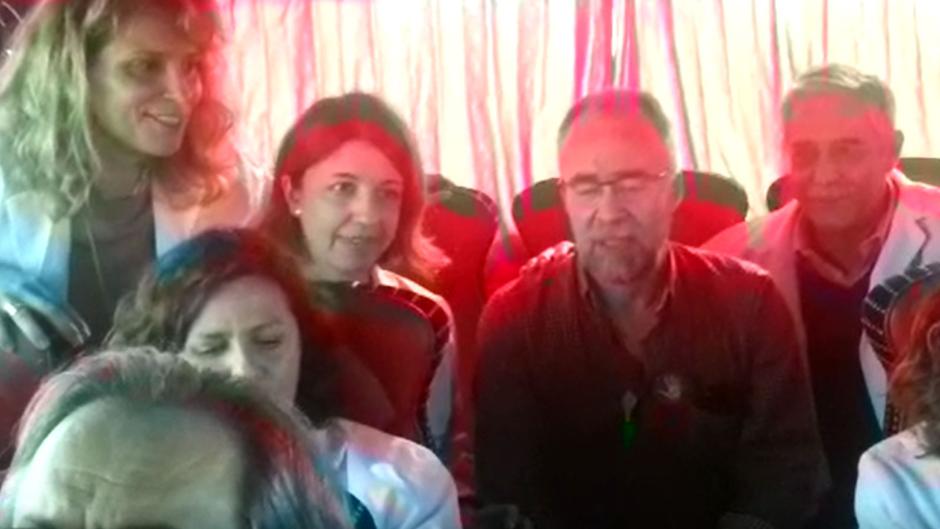 El villancico de los médicos: «Susana, escucha, la Primaria está en lucha»