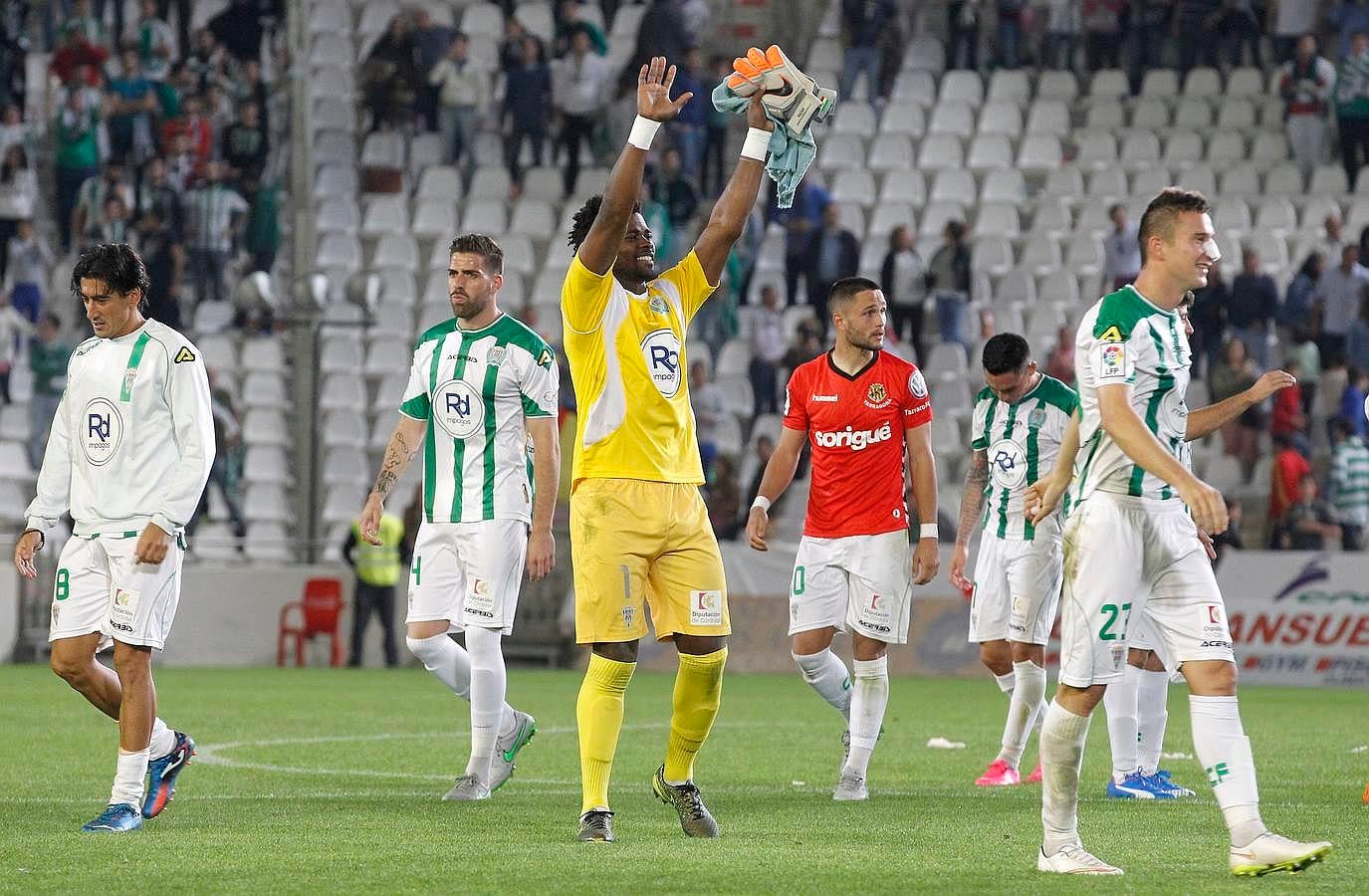 Triunfo del CCF para colocarse primero. El conjunto blanquiverde suma 22 puntos gracias al triunfo con tanto de Fidel y Florin Andone
