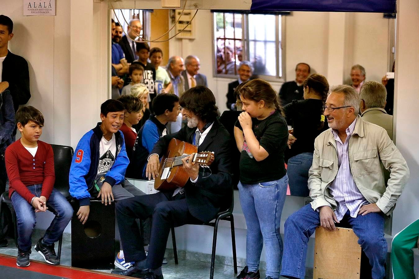 Curro Romero en las Tres Mil Viviendas