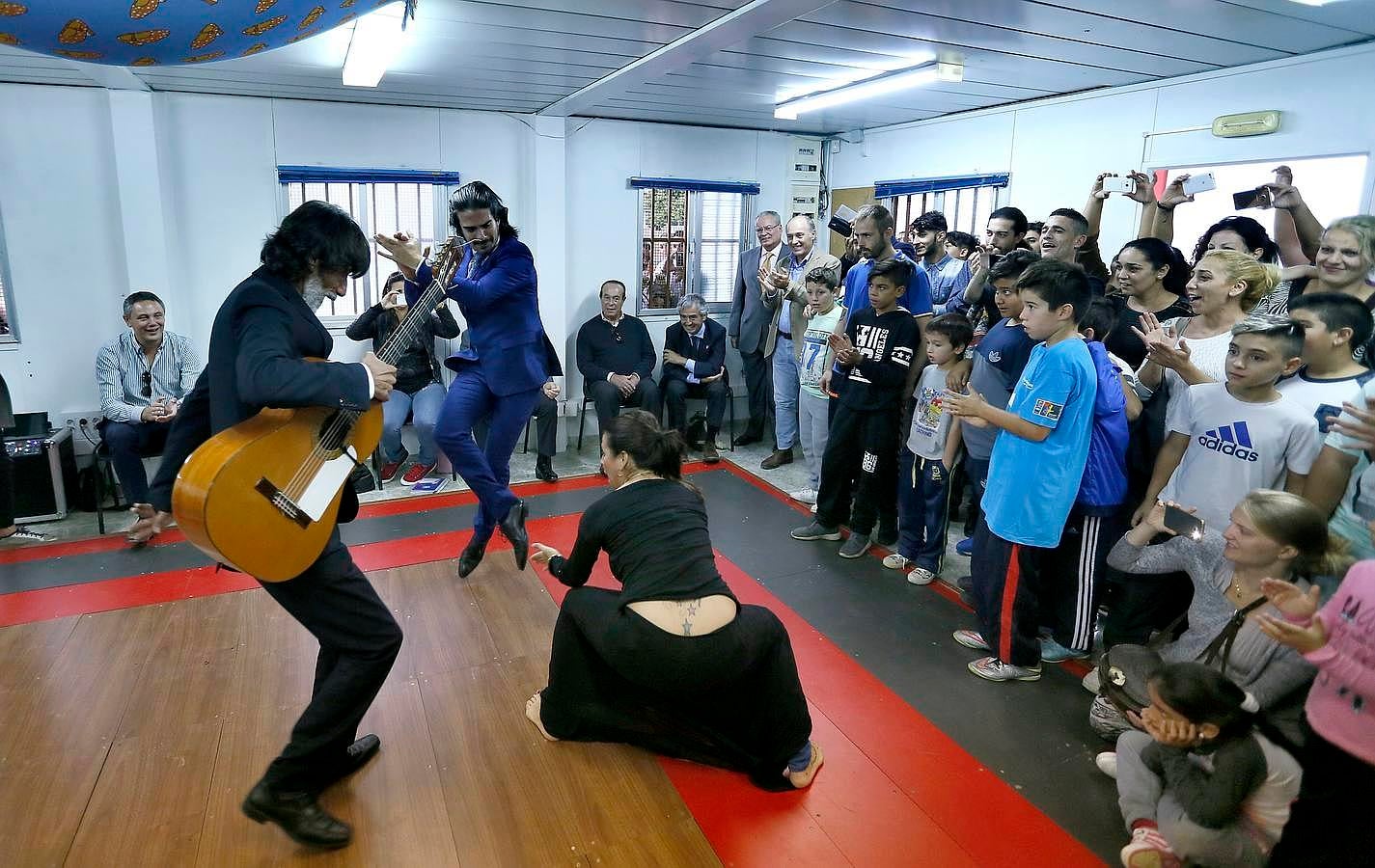 Curro Romero en las Tres Mil Viviendas