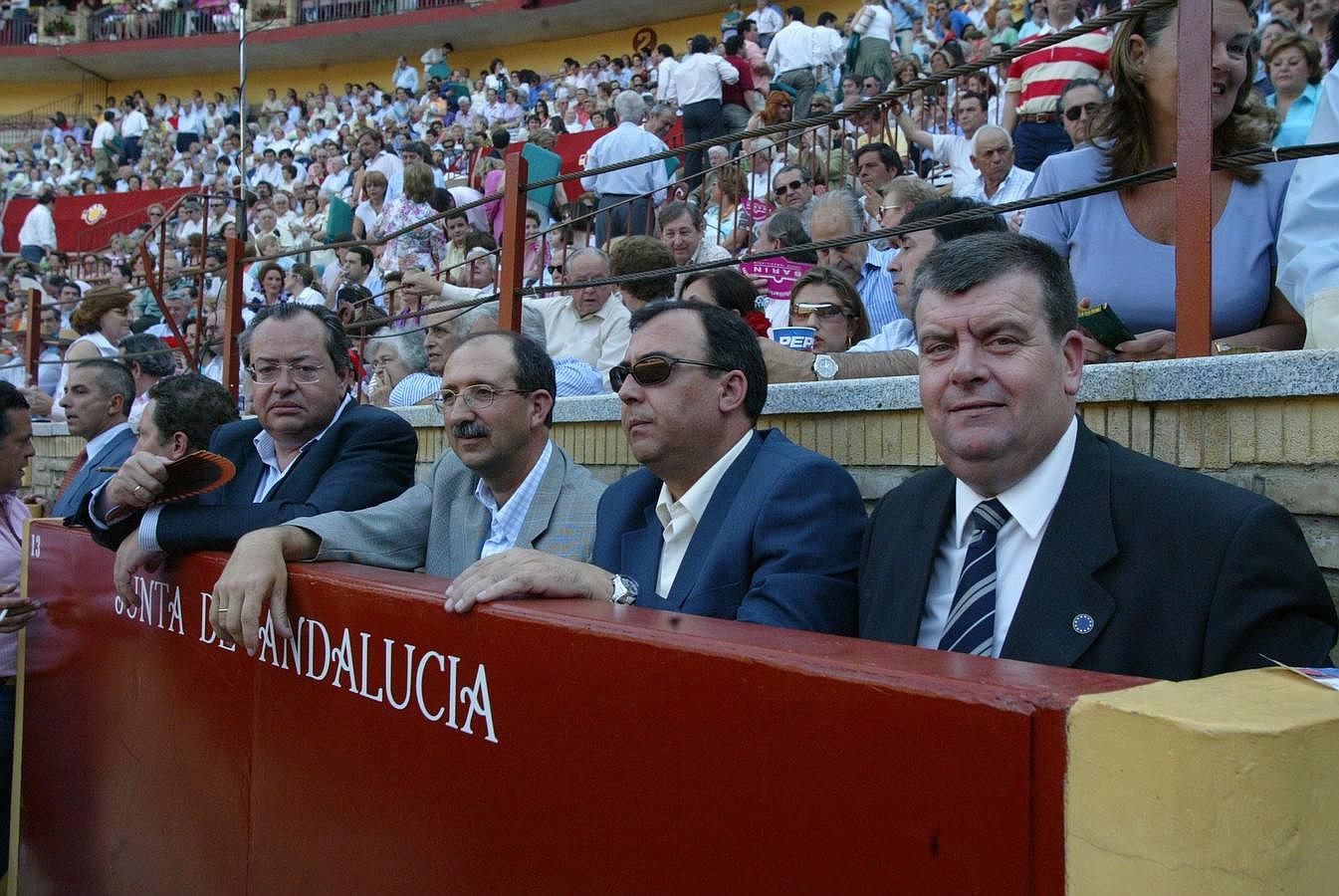 En imágenes, la izquierda que disfrutó de los toros en Los Califas