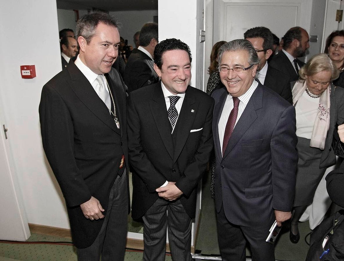 Sevilla, entregada al pregón de Rafa Serna