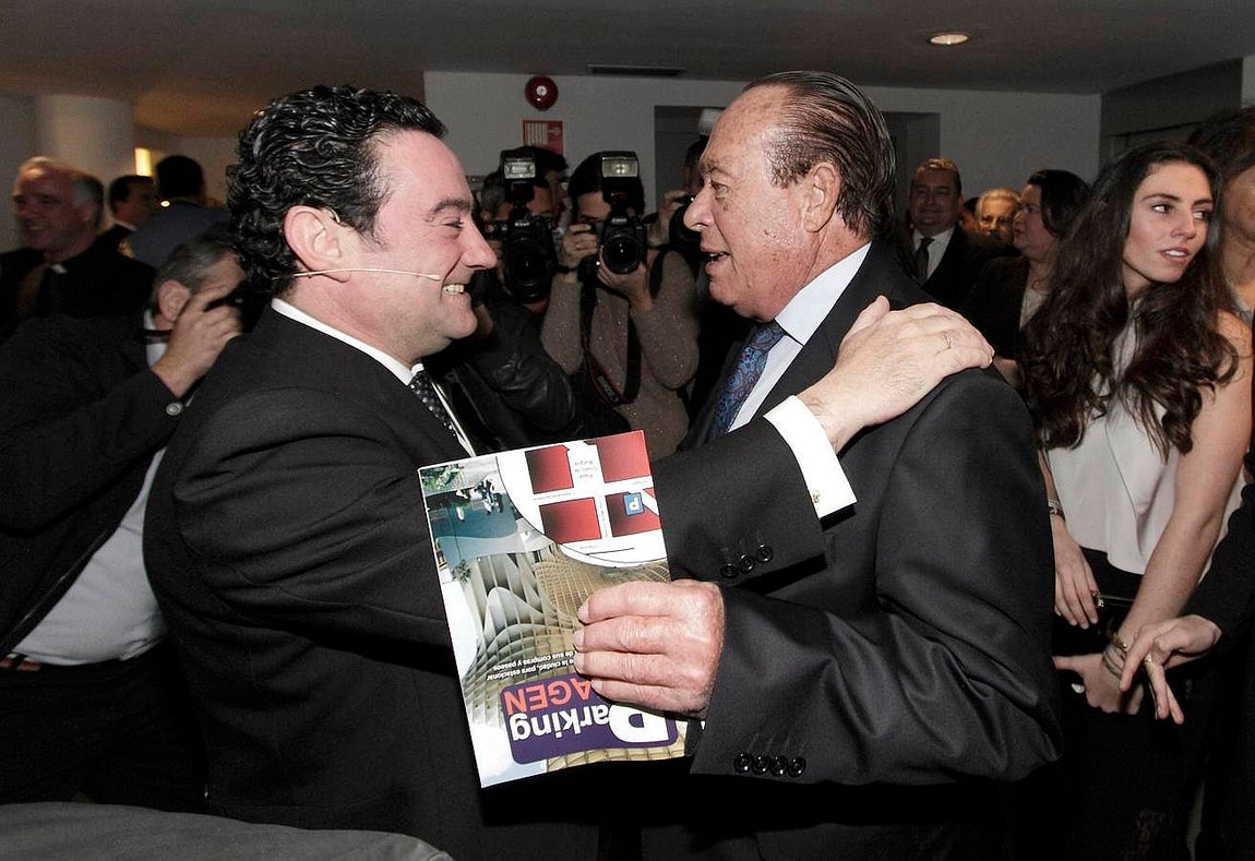 Sevilla, entregada al pregón de Rafa Serna