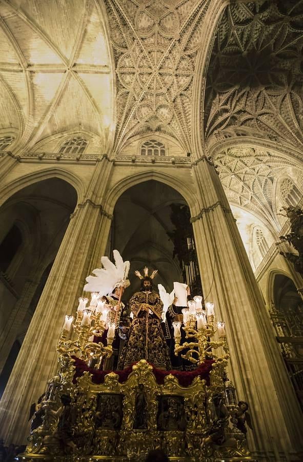 La Madrugada en el interior de la Catedral, por Serrano