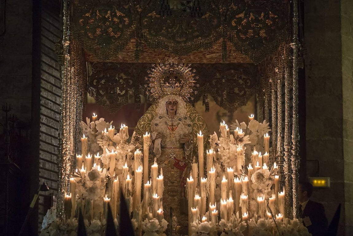 La Madrugada en el interior de la Catedral, por Serrano
